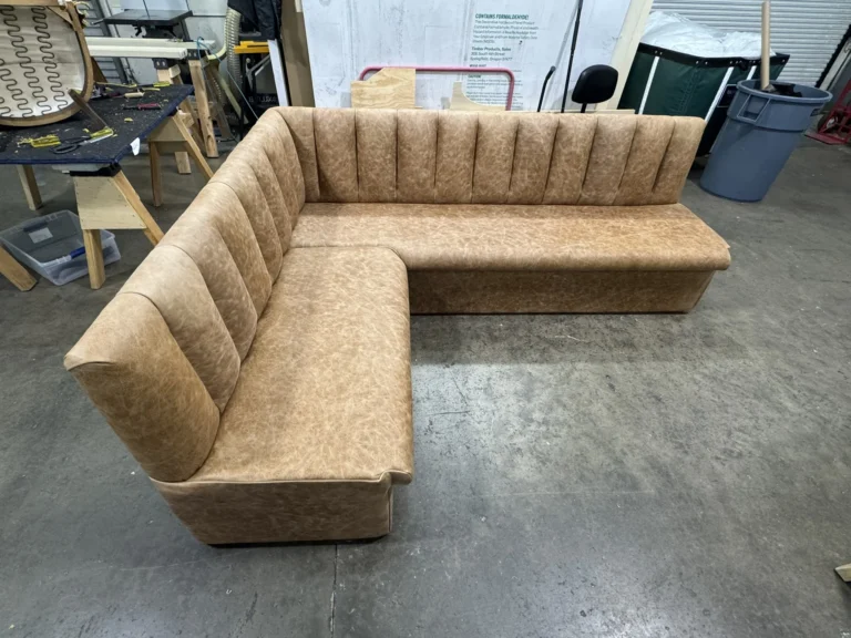 Banquette – Leather – IMG_4140