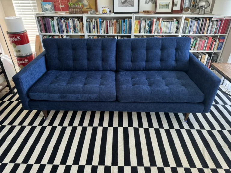 Loveseat – Fabric – IMG_9815