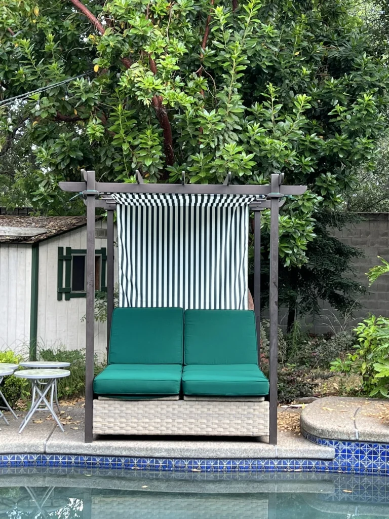 Outdoor Cushions – Fabric – IMG_5580
