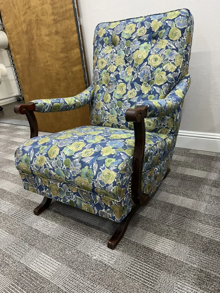 Rocking Chair – Fabric – IMG_8159