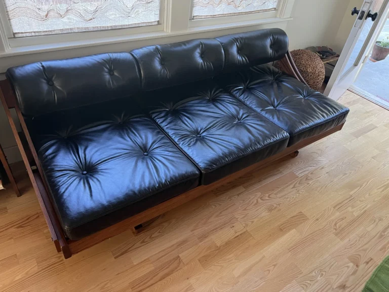 Sofa – Leather – IMG_7187-1