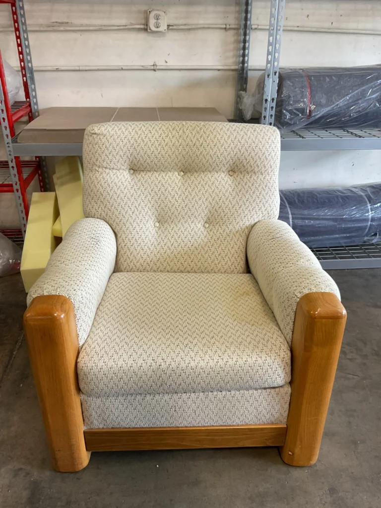 Sofa Armchair – Fabric – IMG_0684