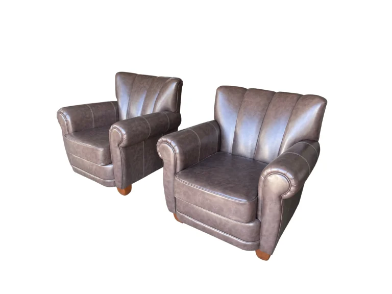 Sofa Armchair – Vinyl – IMG_3245-1
