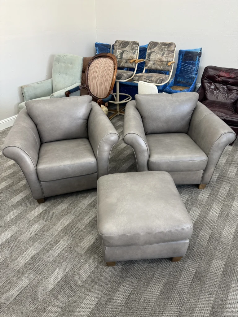 Sofa Armchair – Leather – IMG_8838